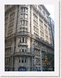 Flat Iron Building - lower section * 2592 x 1944 * (1.85MB)